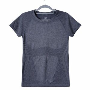 Athleta Momentum Seamless Tee Women’s Size M 100% Nylon Carbon Grey